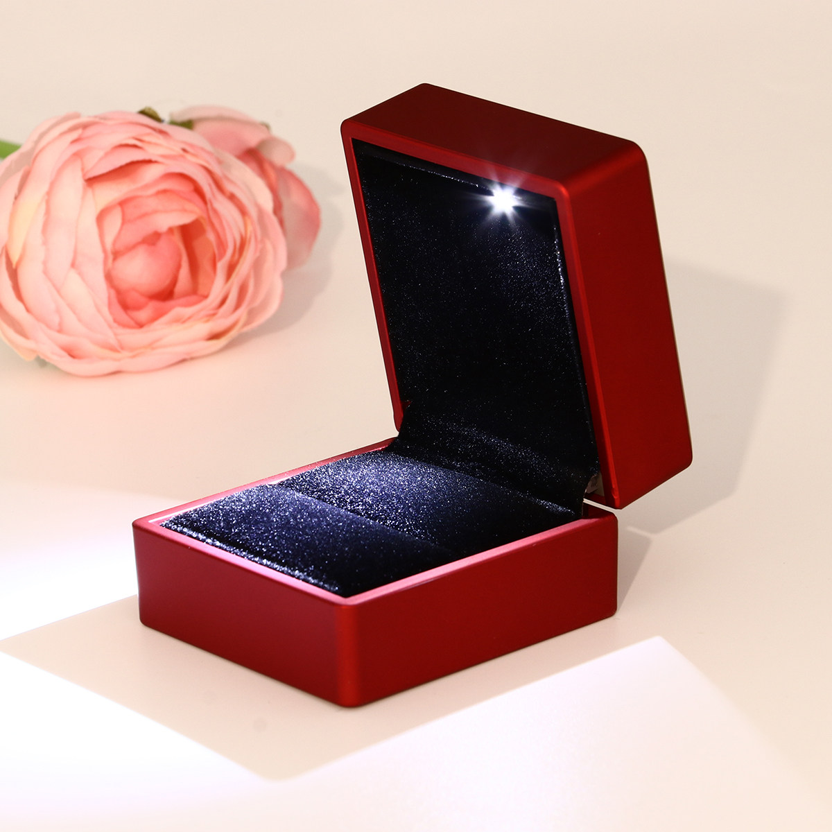 LED Lighted Jewelry Gift Box P - Interior Design And Construction recension och pris